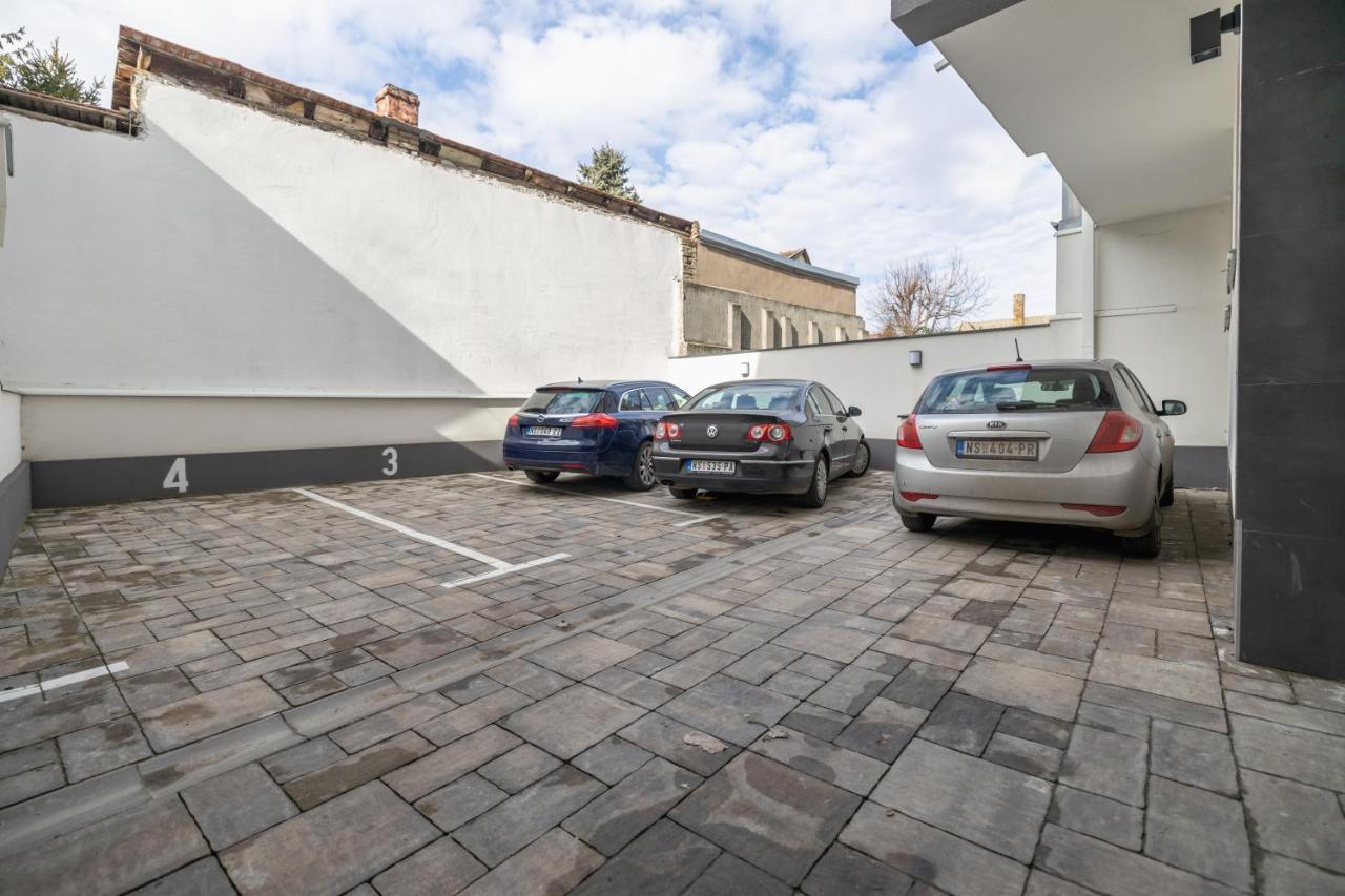 Bella Apartment Újvidék Kültér fotó