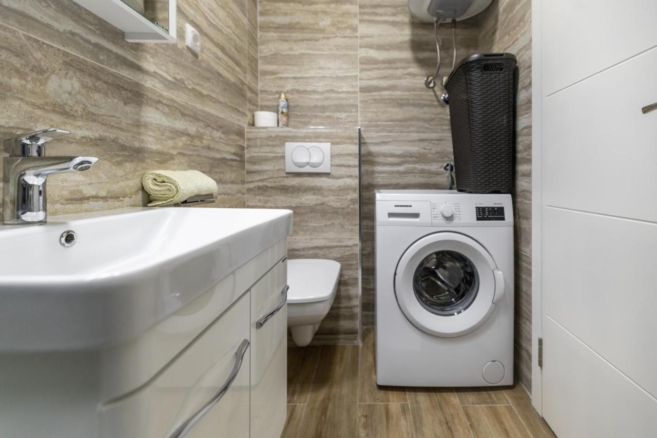 Bella Apartment Újvidék Kültér fotó