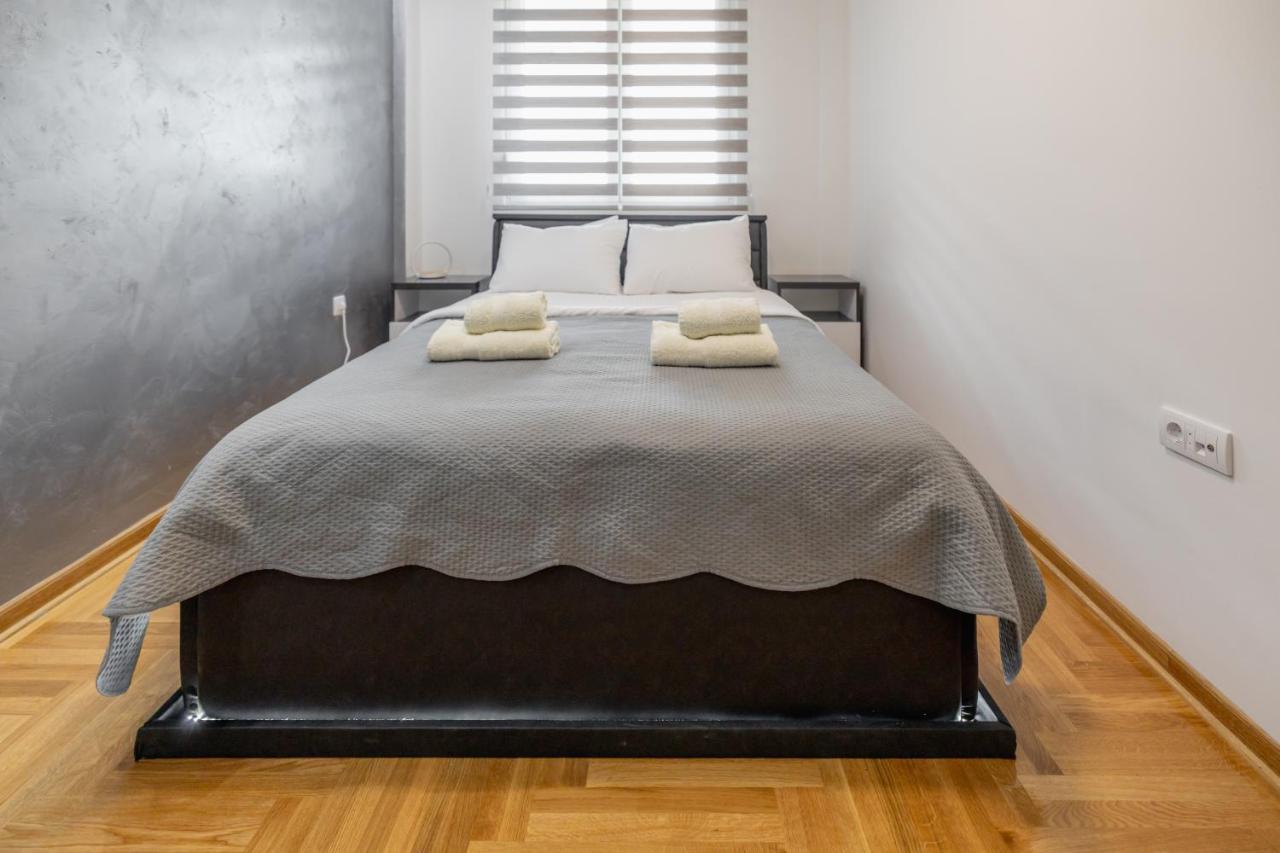 Bella Apartment Újvidék Kültér fotó