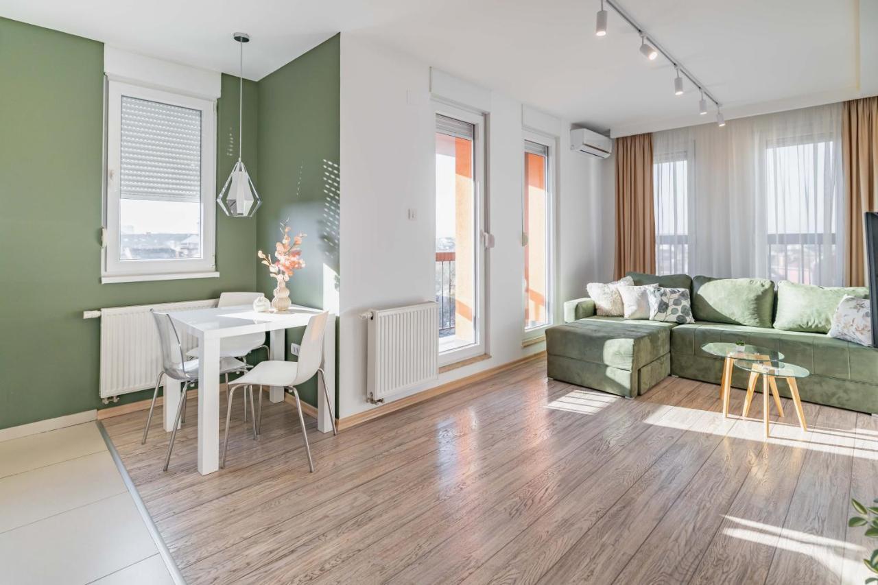 Bella Apartment Újvidék Kültér fotó